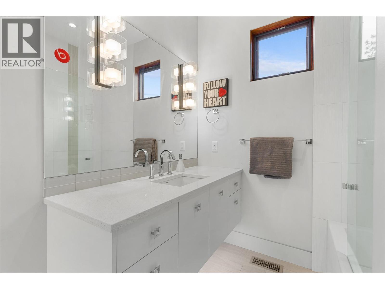 3194 Dunster Road. Kelowna, British Columbia