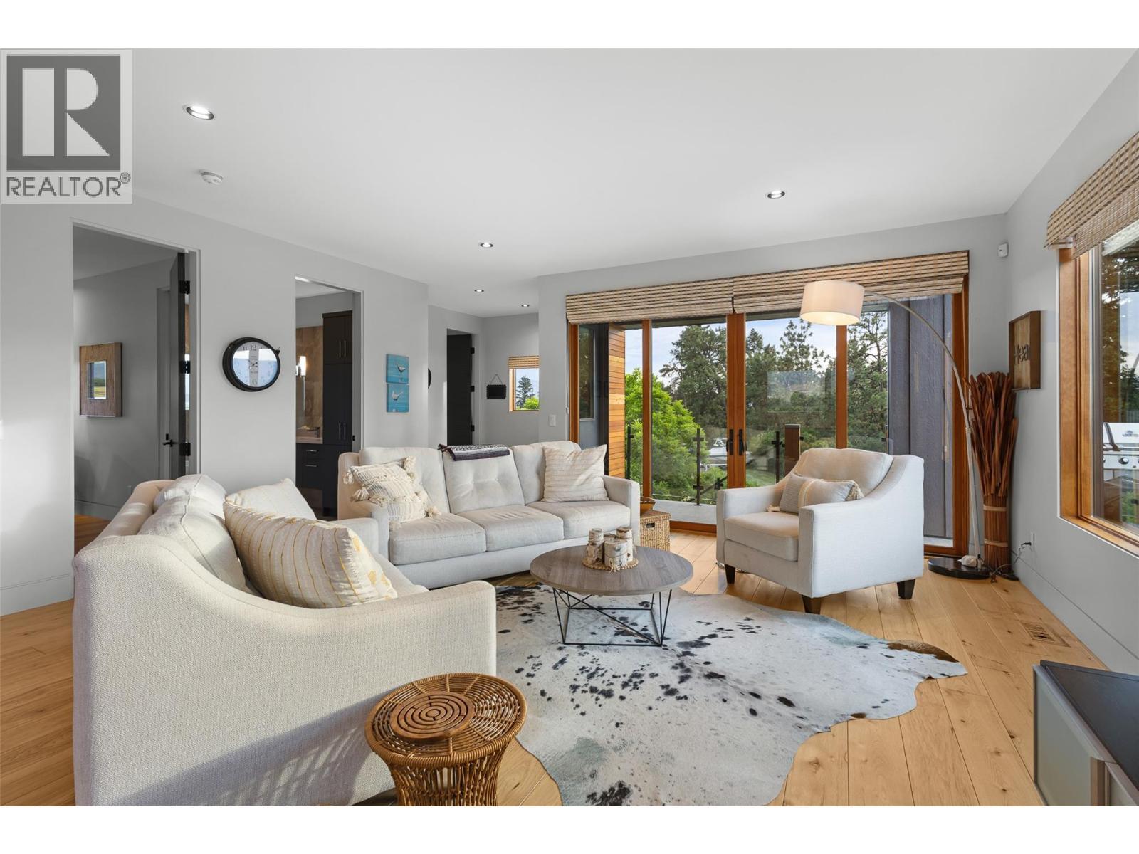 3194 Dunster Road. Kelowna, British Columbia