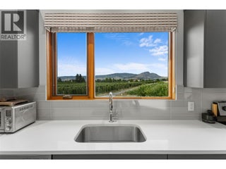 3194 Dunster Road. Kelowna, British Columbia