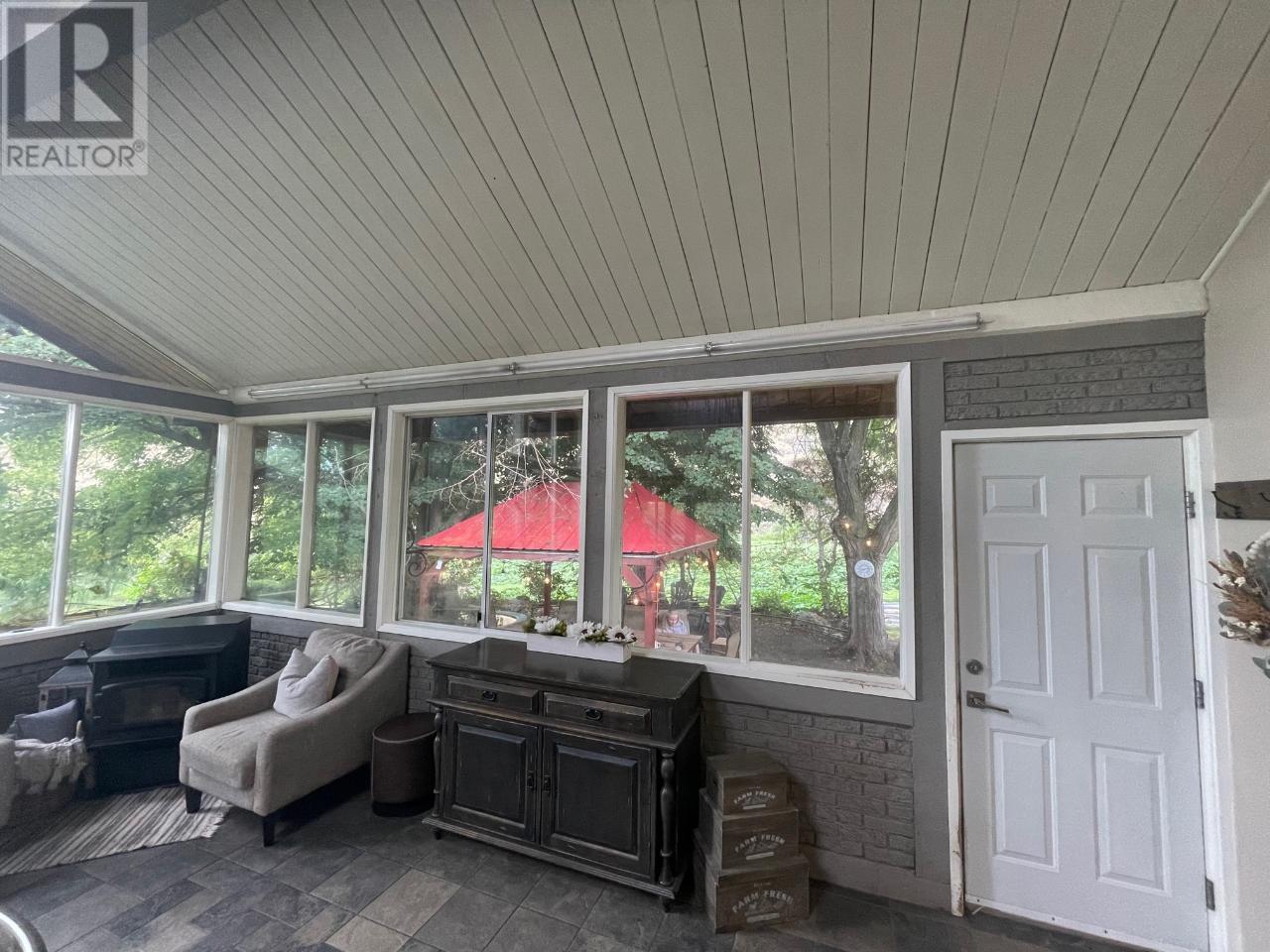 459 18 Road. Oliver, British Columbia