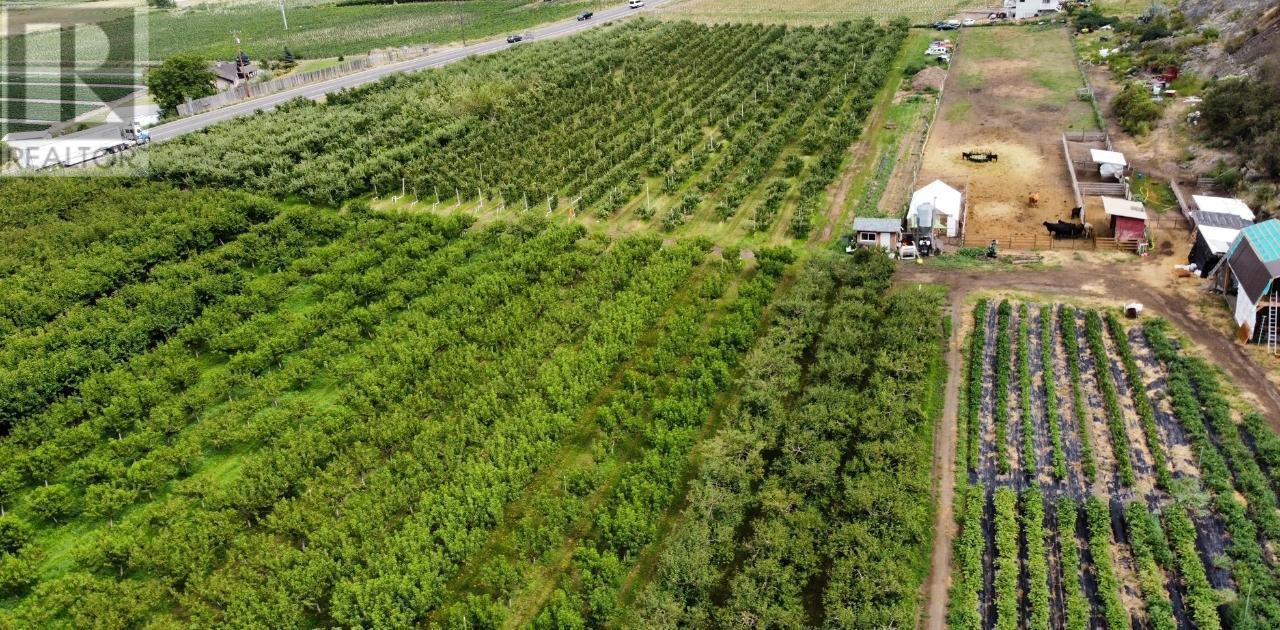 459 18 Road. Oliver, British Columbia