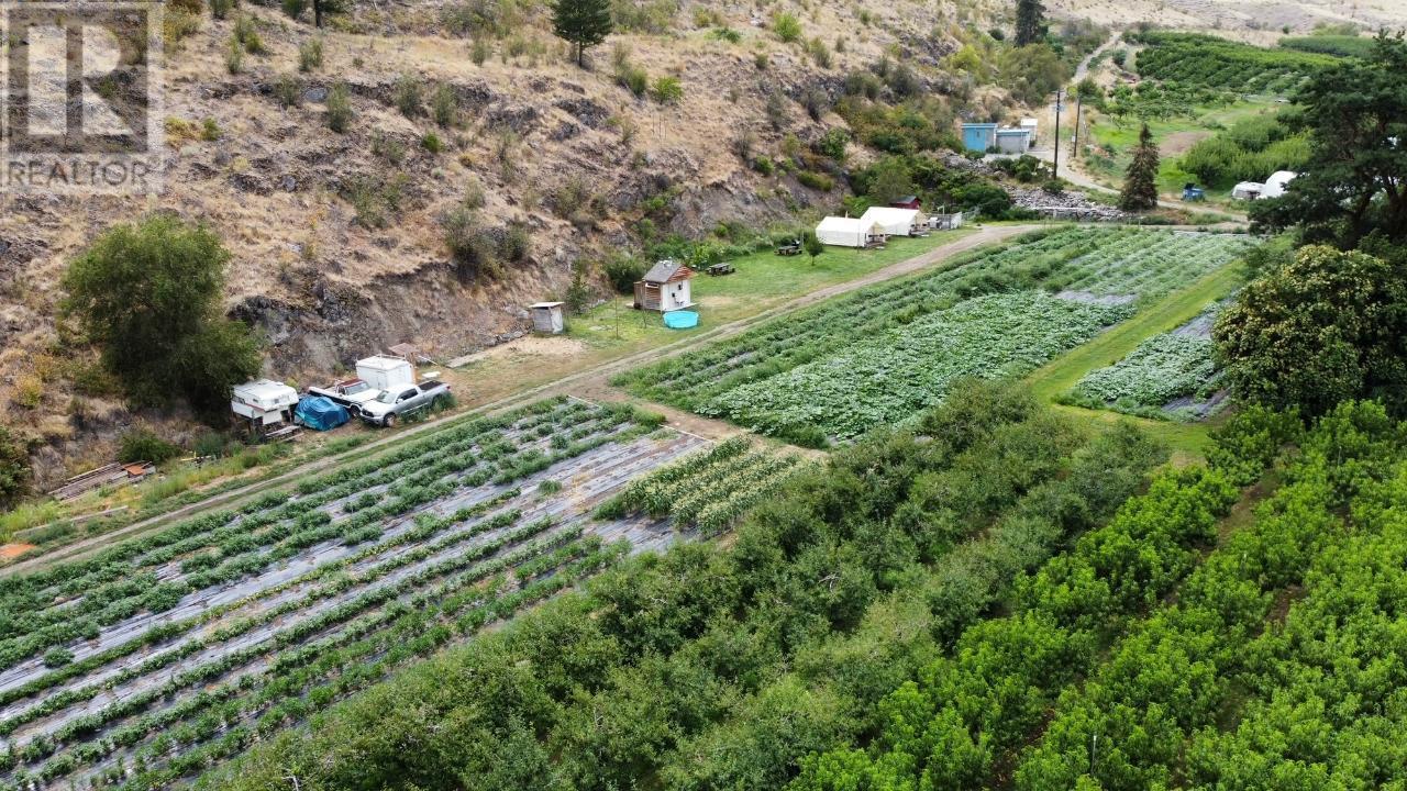 459 18 Road. Oliver, British Columbia