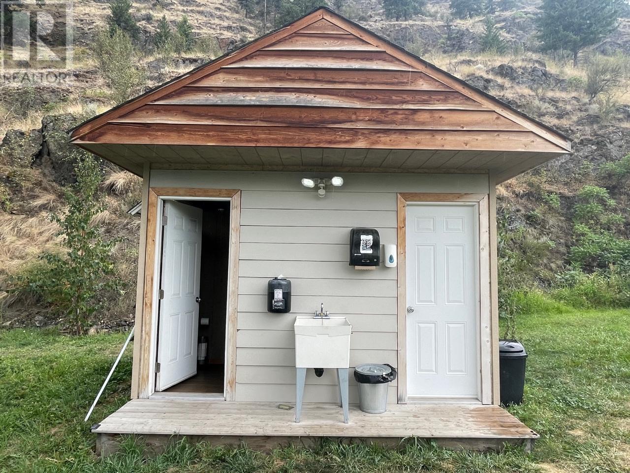 459 18 Road. Oliver, British Columbia