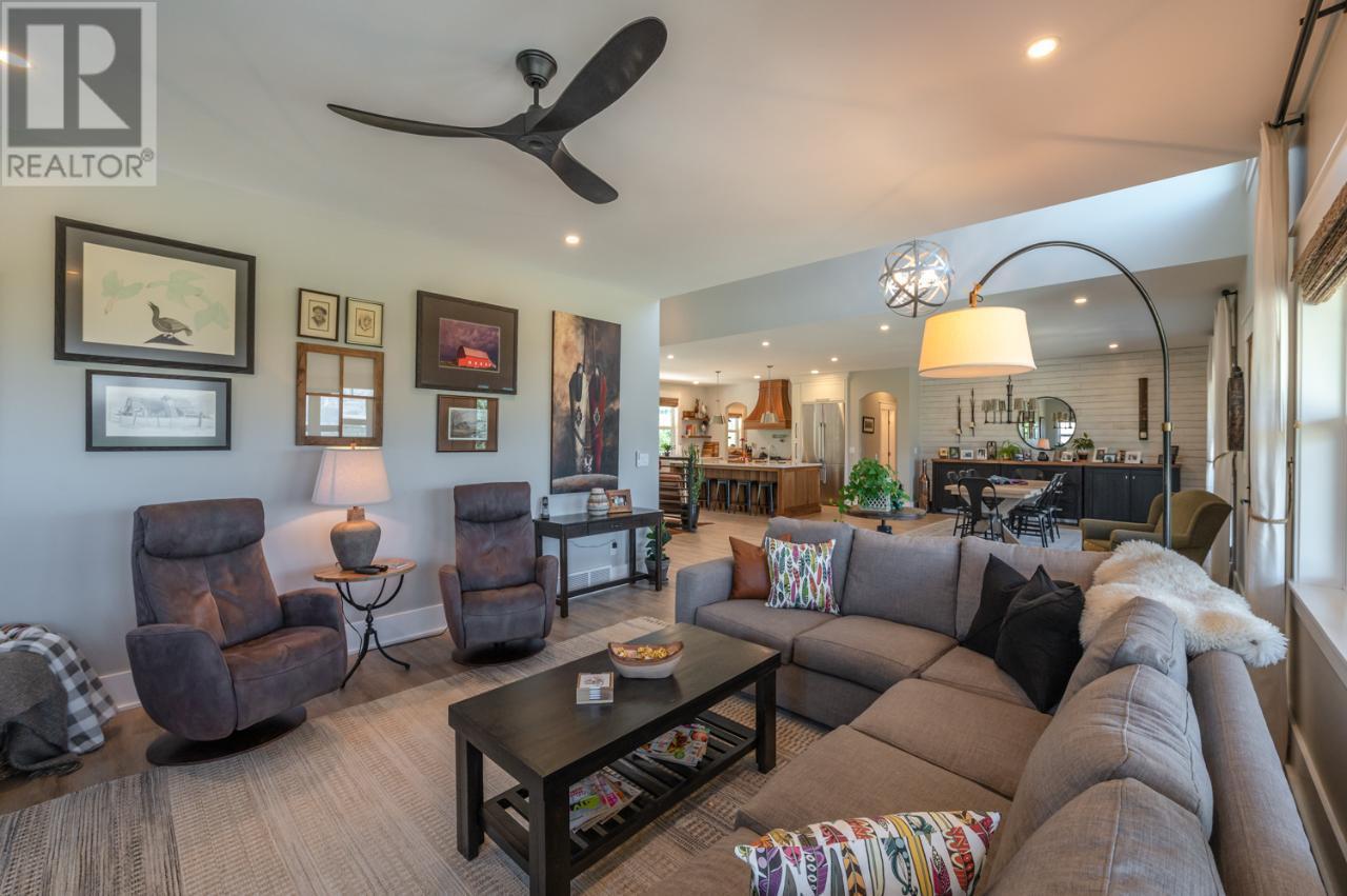 2940 82nd Avenue. Osoyoos, British Columbia