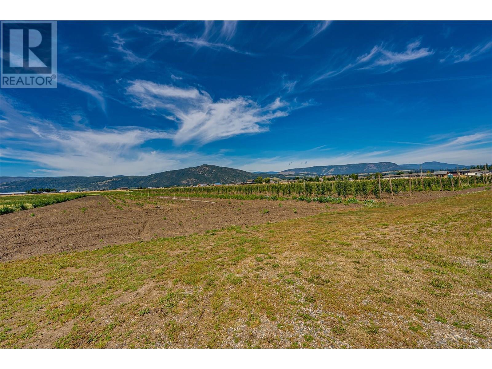 1939 97a Highway. Armstrong, British Columbia