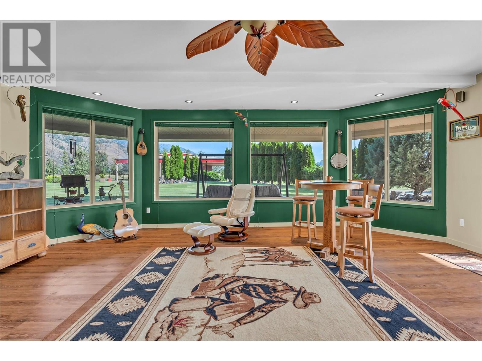 8705 Road 22 Road. Oliver, British Columbia