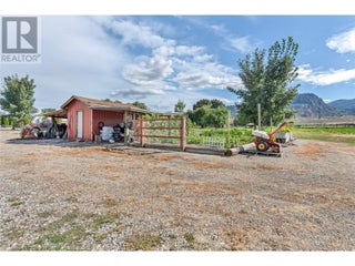 8705 Road 22 Road. Oliver, British Columbia