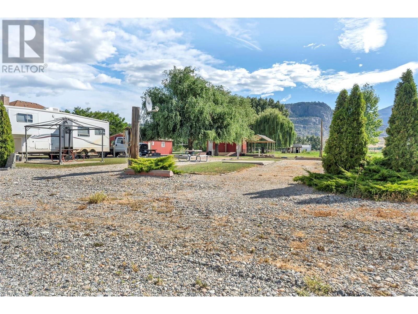 8705 Road 22 Road. Oliver, British Columbia