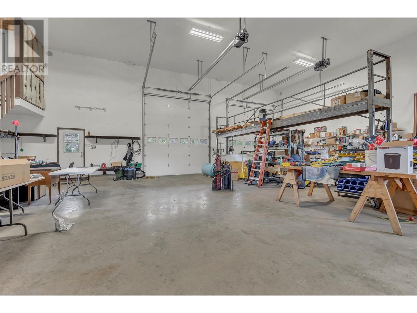 8705 Road 22 Road. Oliver, British Columbia