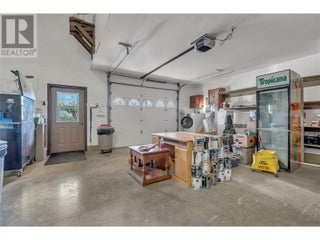 8705 Road 22 Road. Oliver, British Columbia