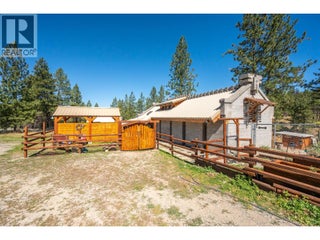 156 Porcupine Place. Oliver, British Columbia