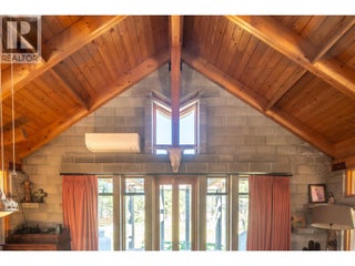 156 Porcupine Place. Oliver, British Columbia