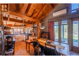 156 Porcupine Place. Oliver, British Columbia