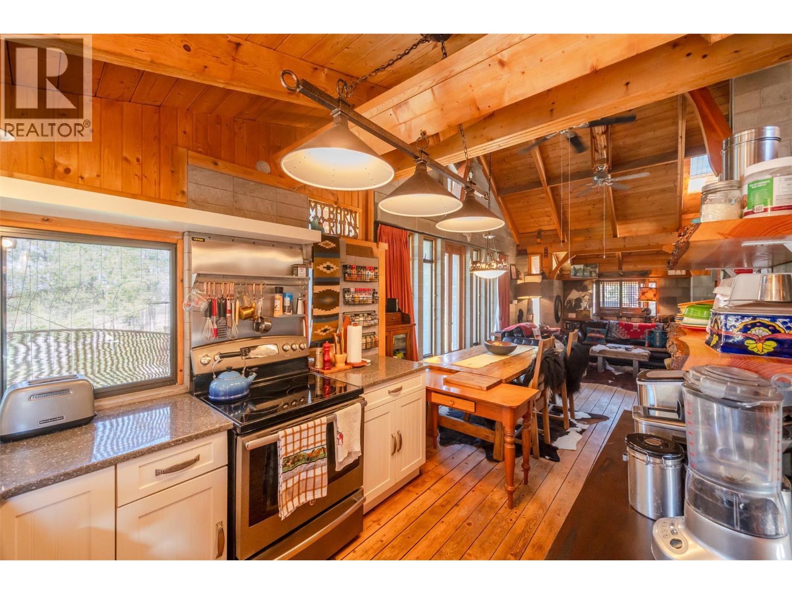 156 Porcupine Place. Oliver, British Columbia