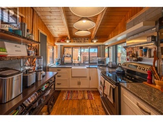 156 Porcupine Place. Oliver, British Columbia