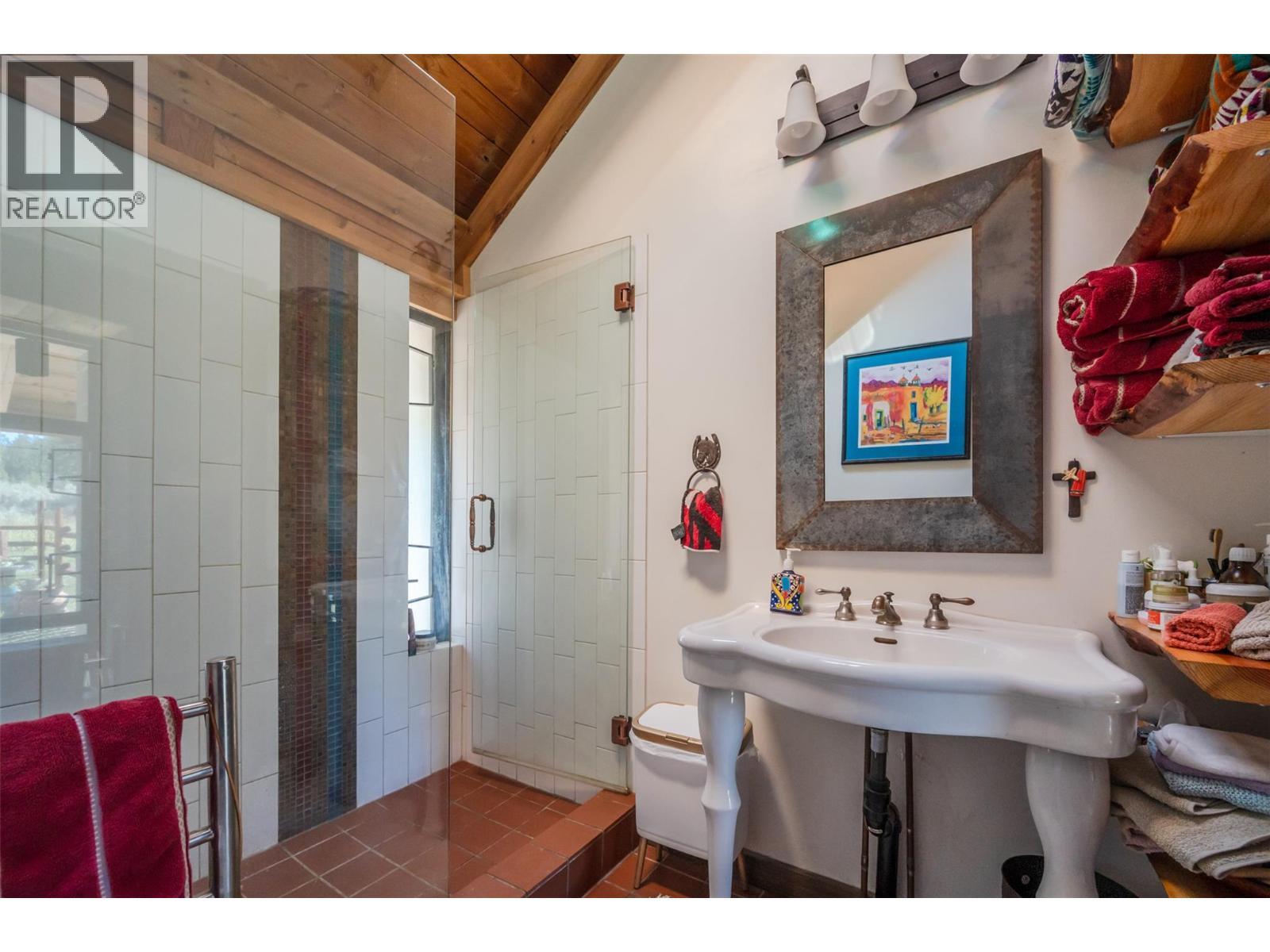 156 Porcupine Place. Oliver, British Columbia