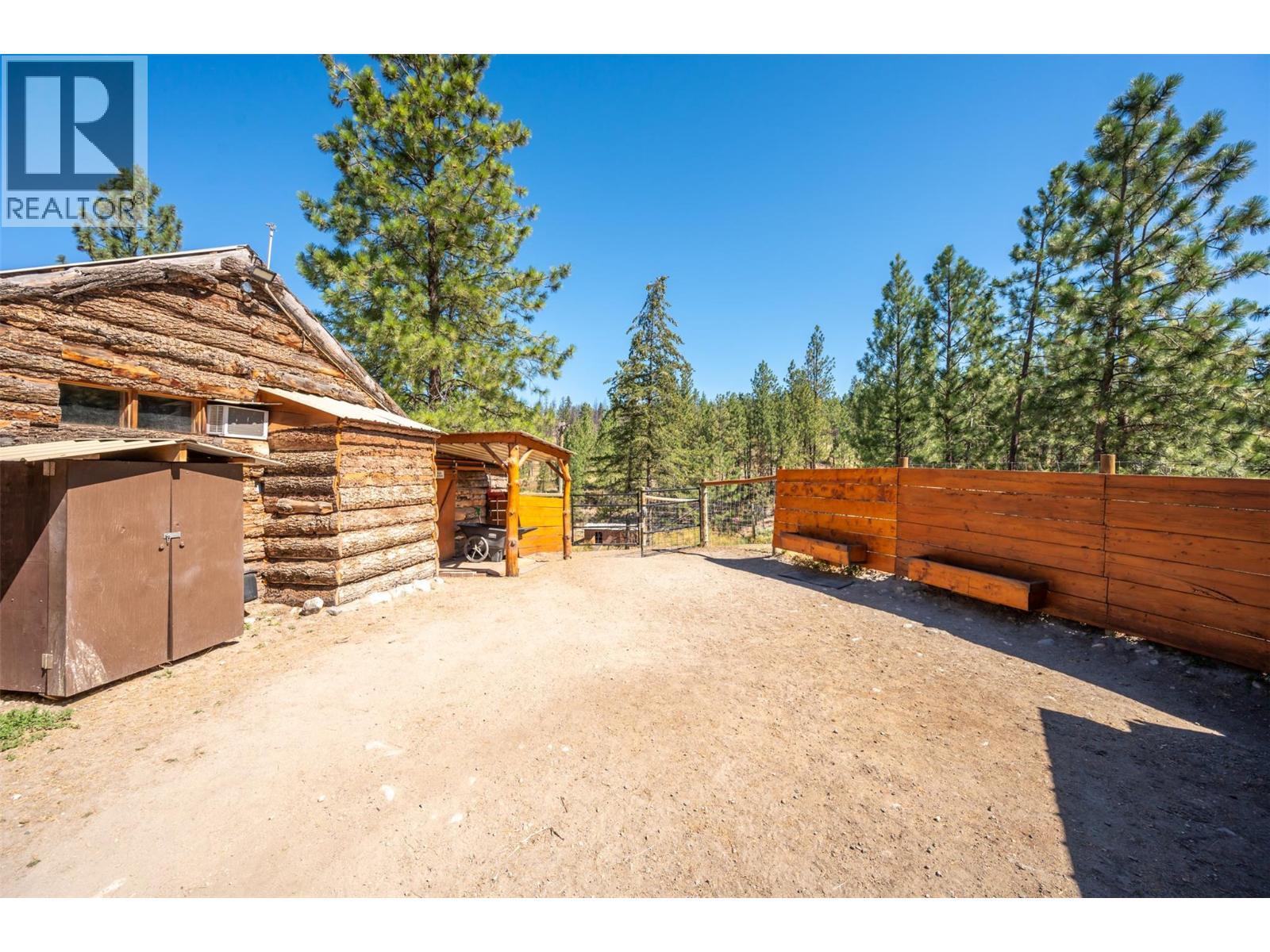 156 Porcupine Place. Oliver, British Columbia