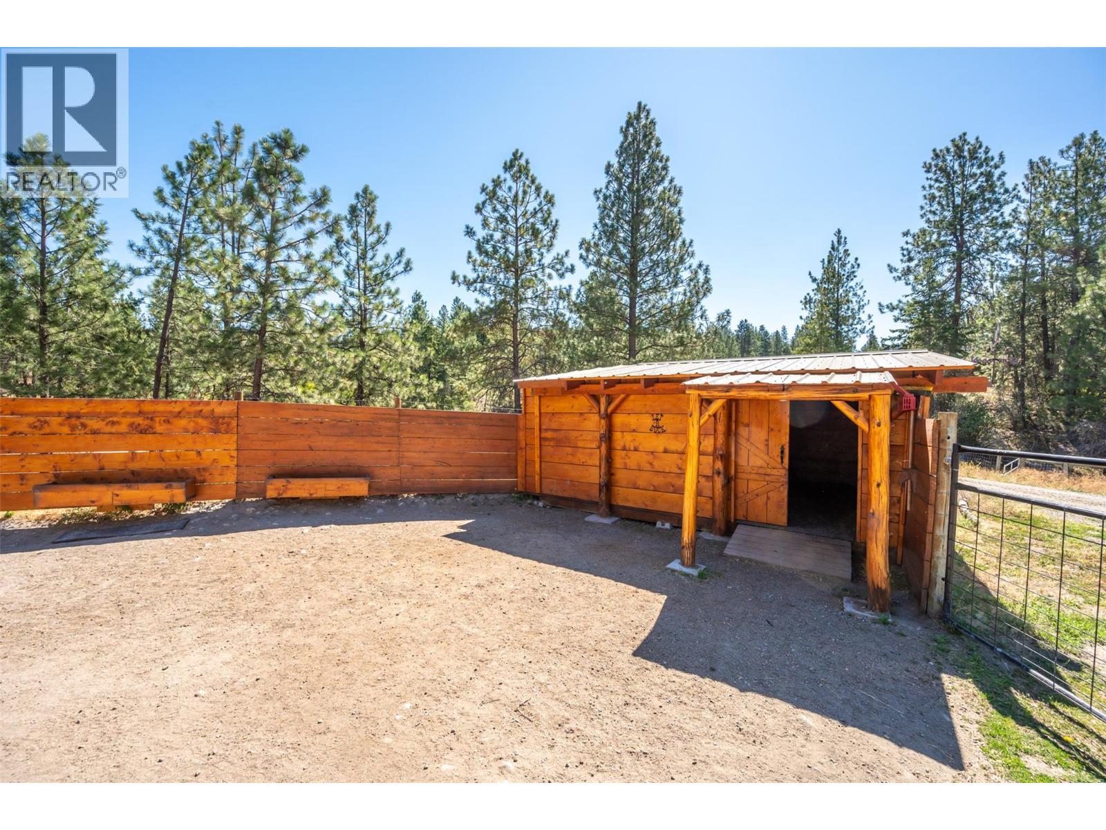 156 Porcupine Place. Oliver, British Columbia