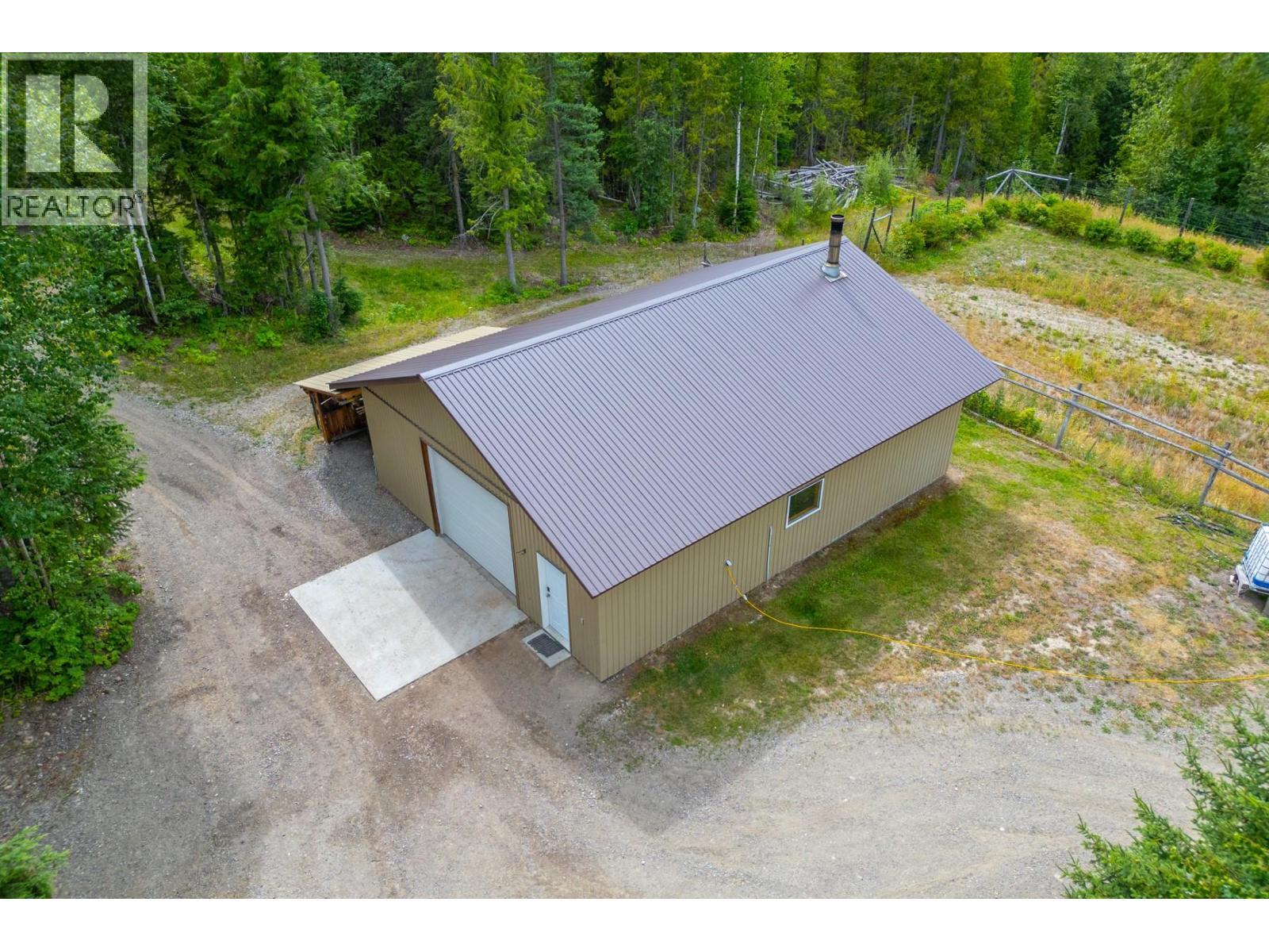 380 Richlands Road. Cherryville, British Columbia