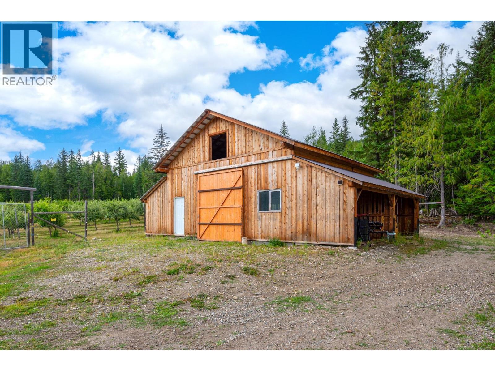 380 Richlands Road. Cherryville, British Columbia