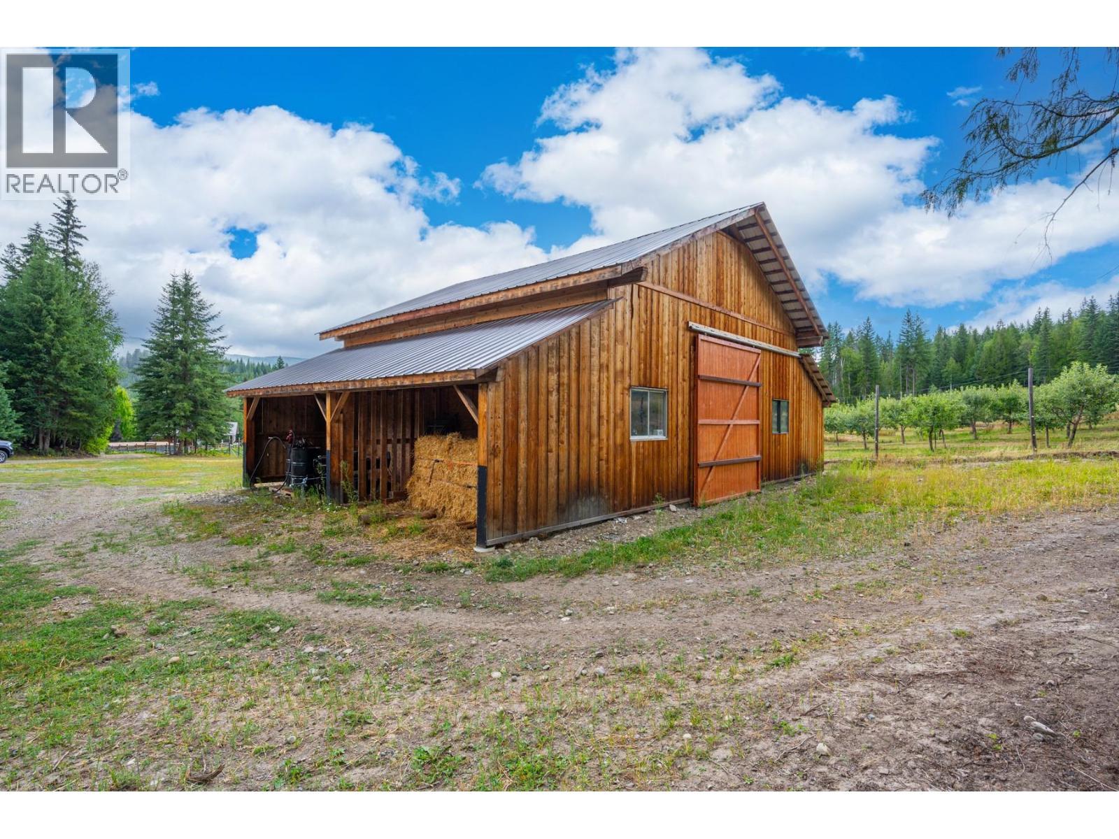 380 Richlands Road. Cherryville, British Columbia