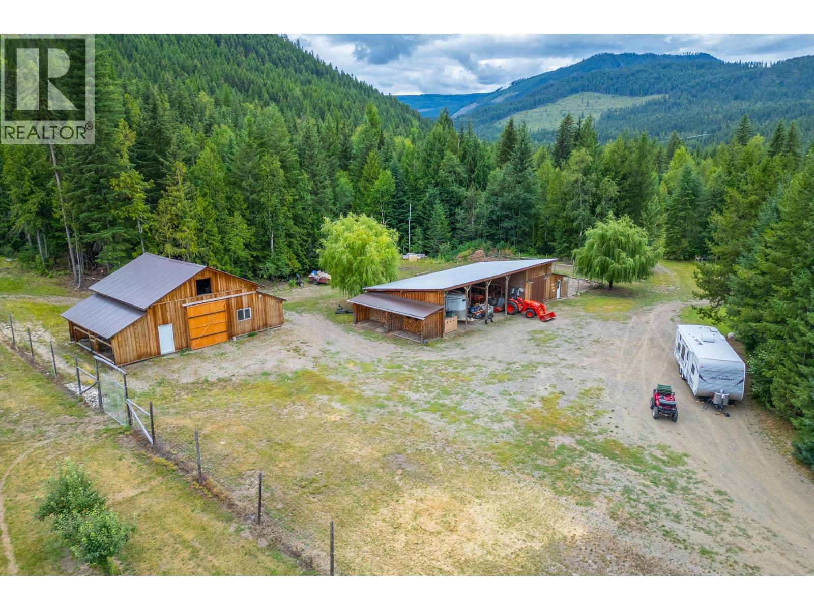 380 Richlands Road. Cherryville, British Columbia