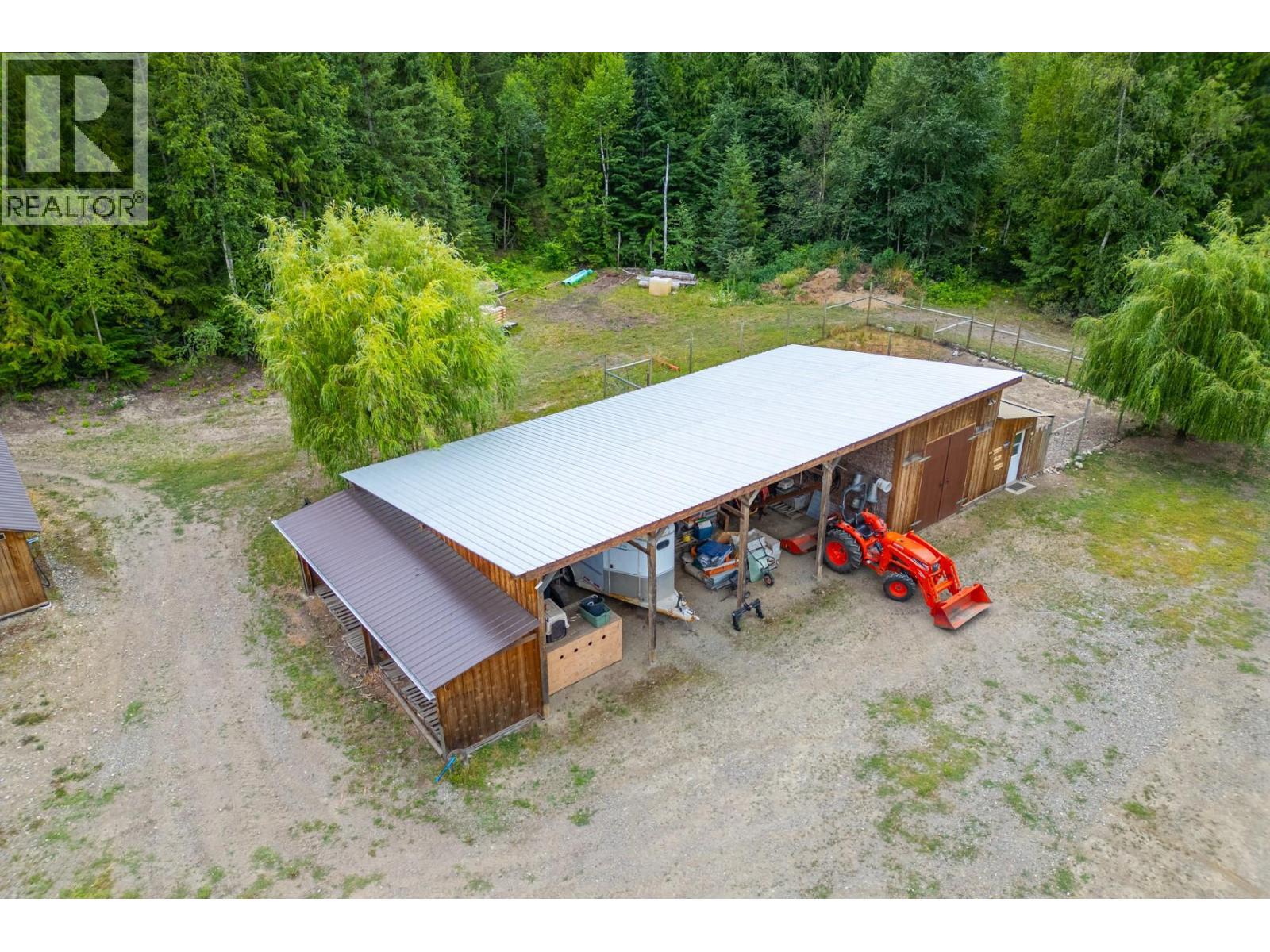 380 Richlands Road. Cherryville, British Columbia