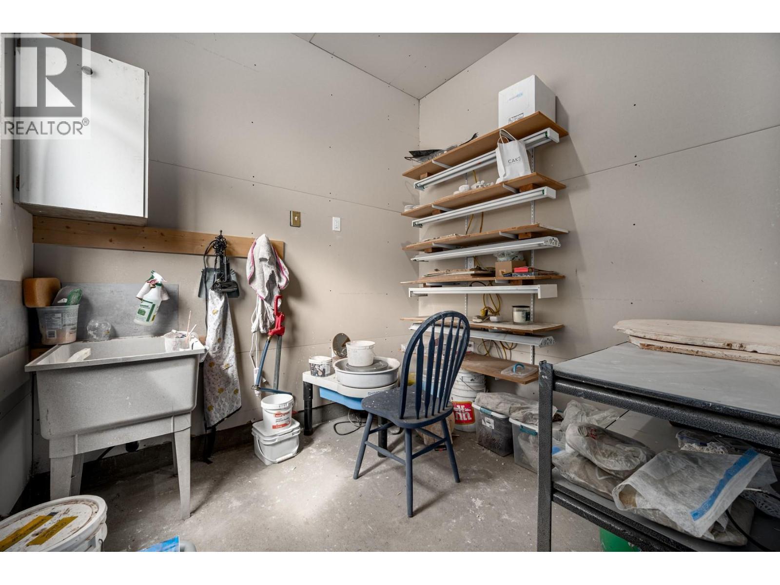 380 Richlands Road. Cherryville, British Columbia