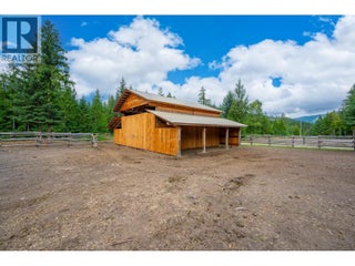 380 Richlands Road. Cherryville, British Columbia