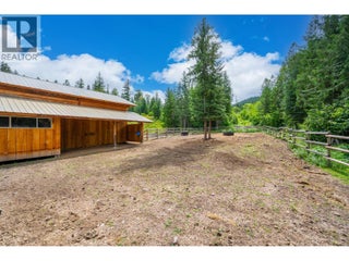 380 Richlands Road. Cherryville, British Columbia