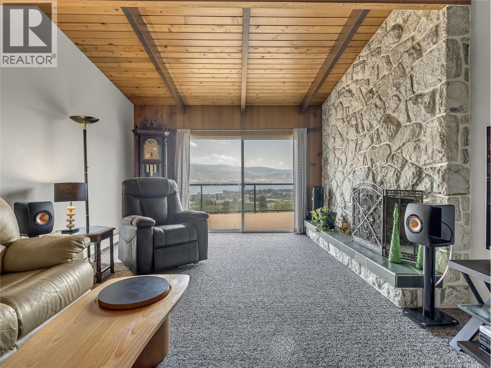 9402 Front Bench Road. Summerland, British Columbia