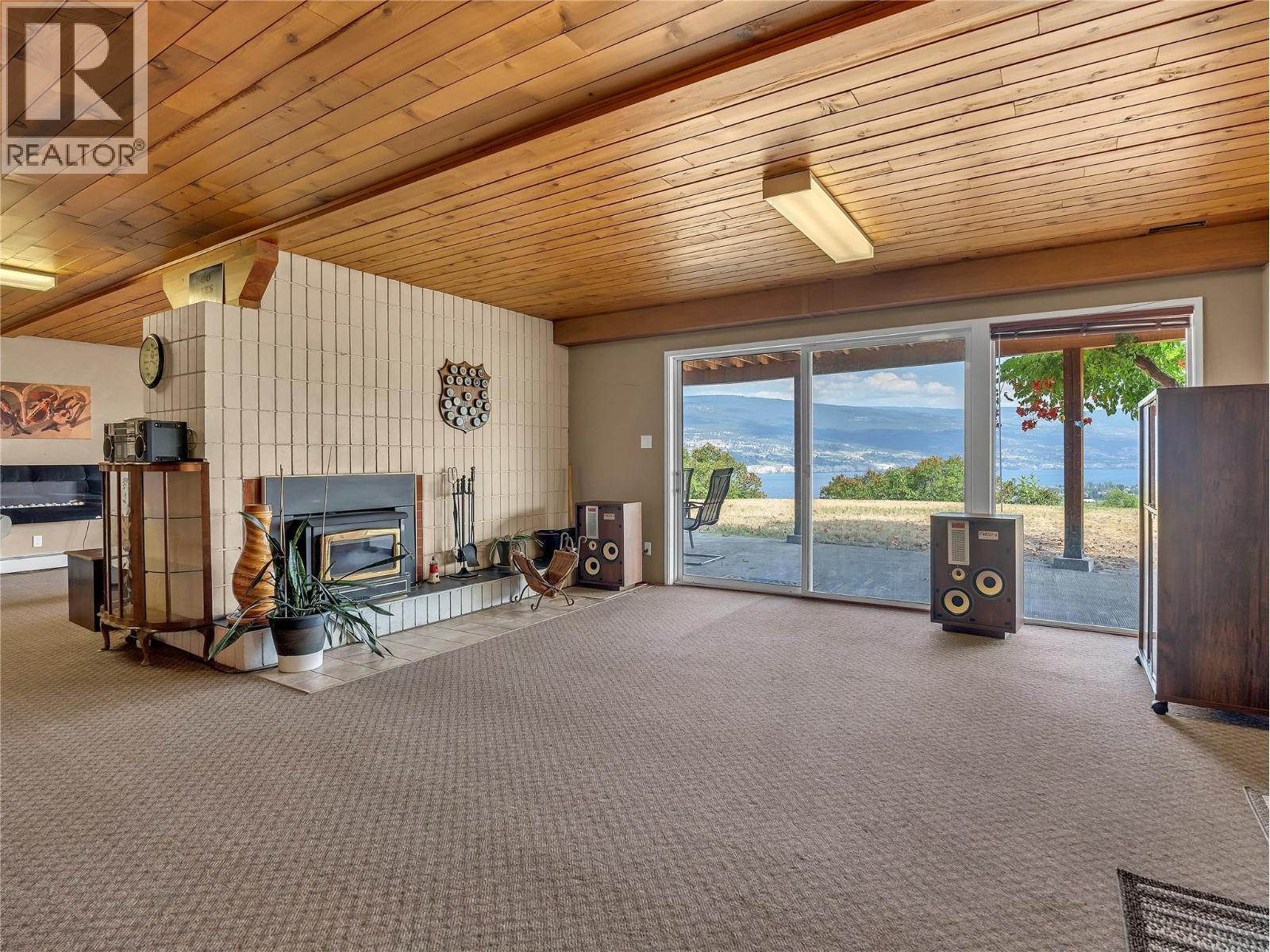 9402 Front Bench Road. Summerland, British Columbia