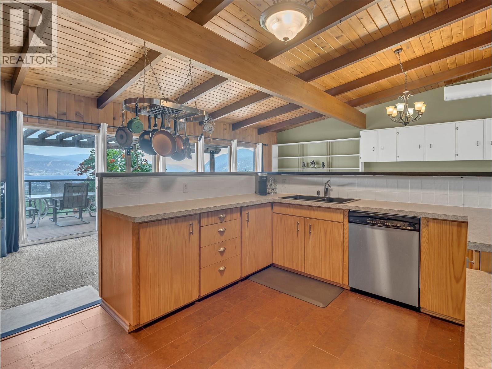 9402 Front Bench Road. Summerland, British Columbia