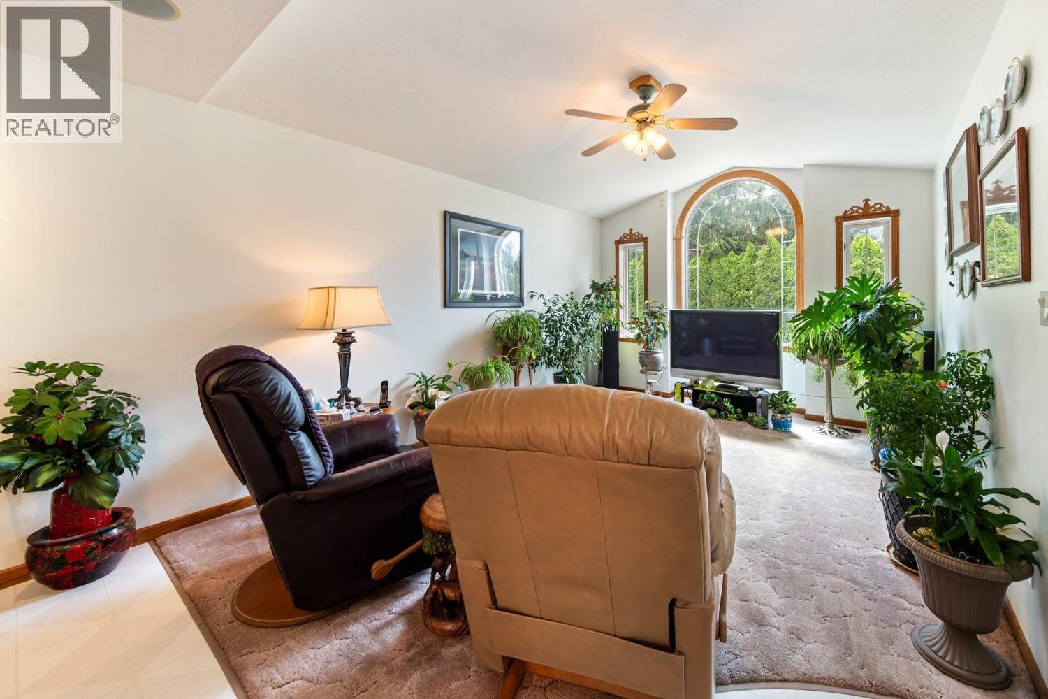 135 Pleasant Valley Cross Road. Armstrong, British Columbia