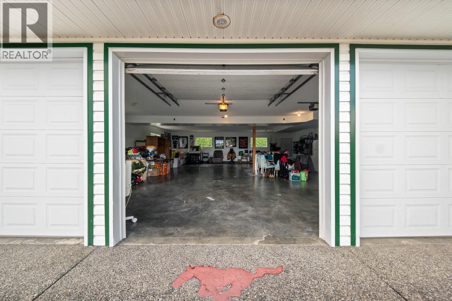 135 Pleasant Valley Cross Road. Armstrong, British Columbia