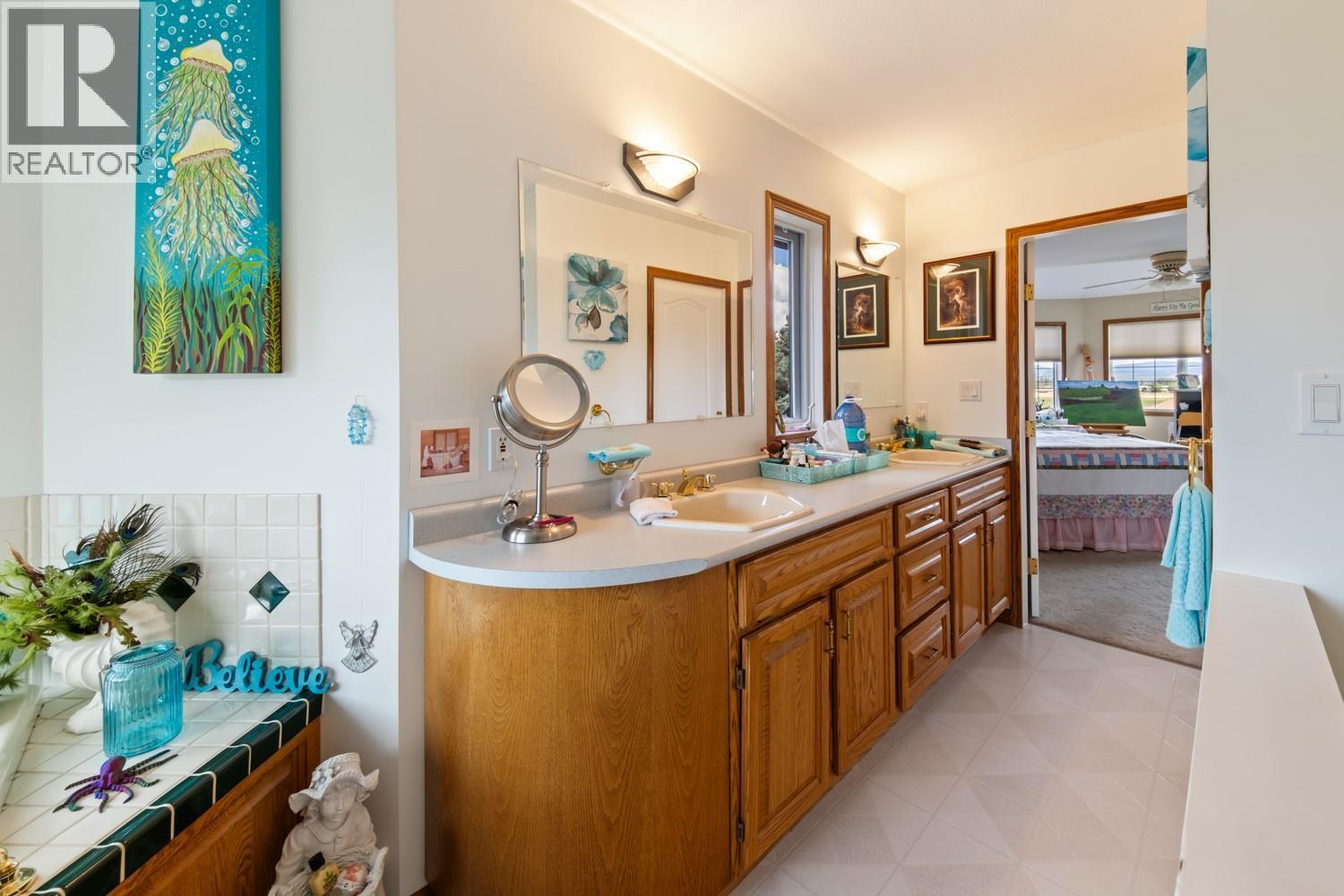 135 Pleasant Valley Cross Road. Armstrong, British Columbia