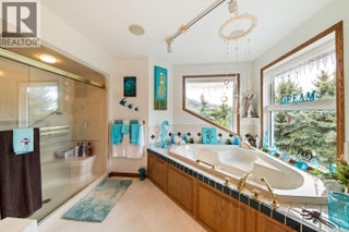 135 Pleasant Valley Cross Road. Armstrong, British Columbia