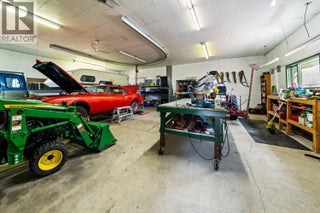 135 Pleasant Valley Cross Road. Armstrong, British Columbia