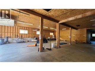 7298 97 Highway. Oliver, British Columbia