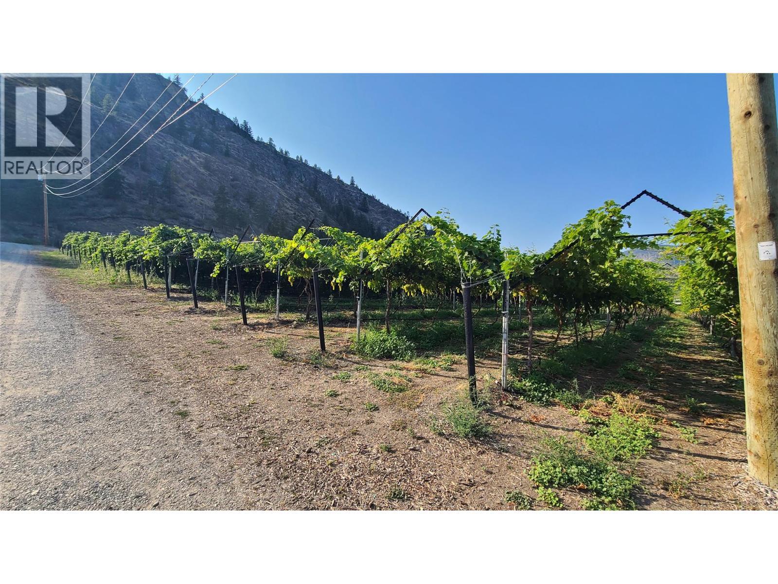 7298 97 Highway. Oliver, British Columbia