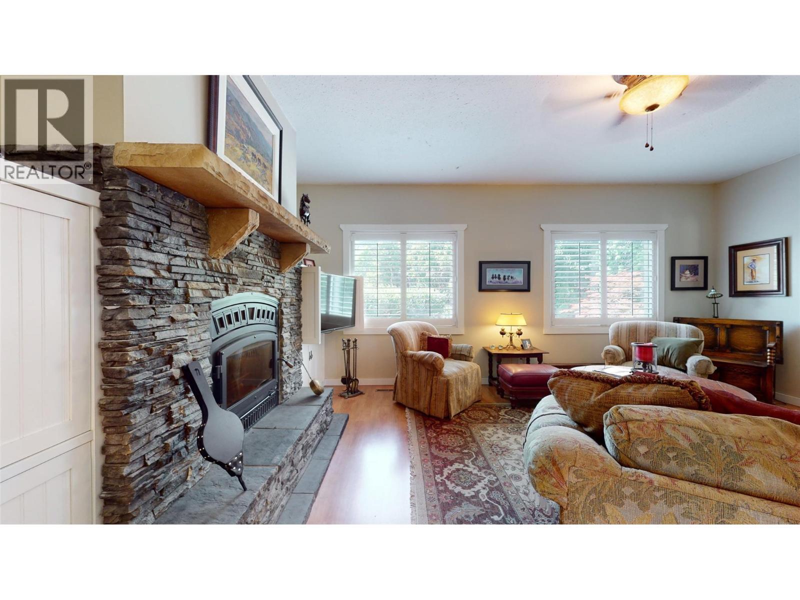 205 Greasewood Avenue. Oliver, British Columbia