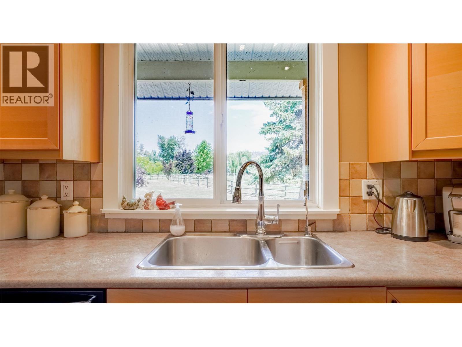 205 Greasewood Avenue. Oliver, British Columbia