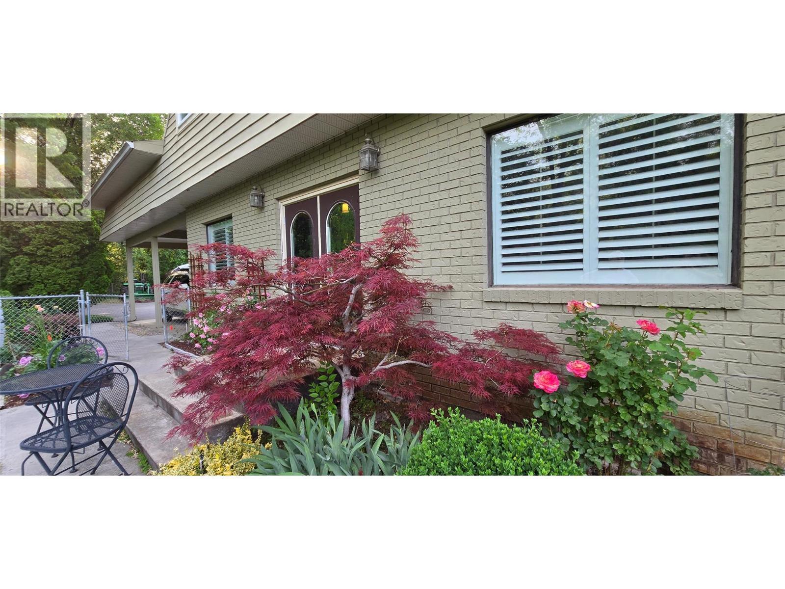 205 Greasewood Avenue. Oliver, British Columbia