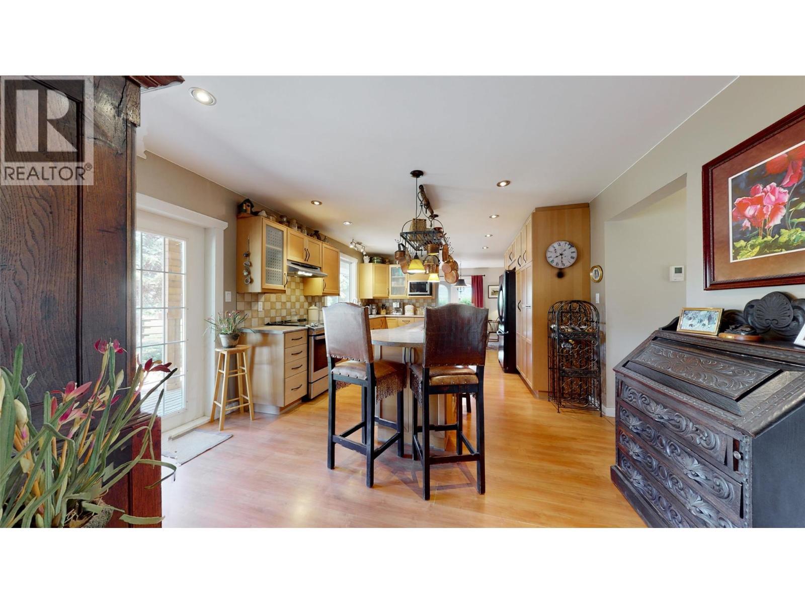 205 Greasewood Avenue. Oliver, British Columbia