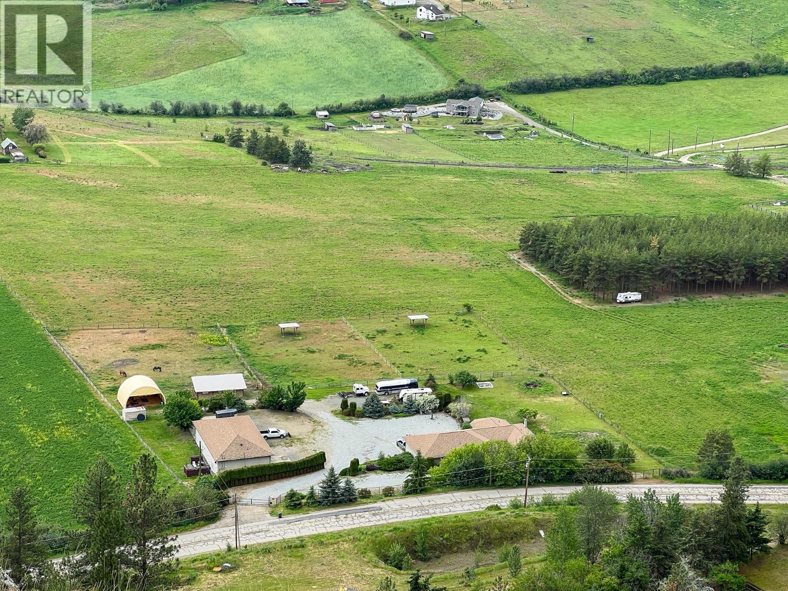 4767 Grandview Flats N Road. Armstrong, British Columbia