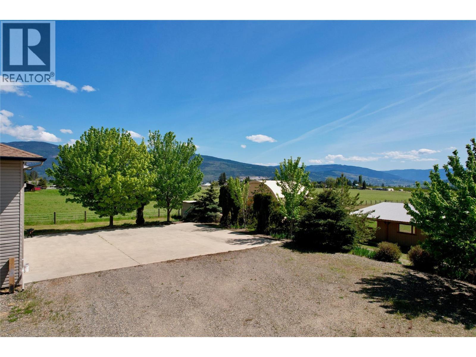 4767 Grandview Flats N Road. Armstrong, British Columbia
