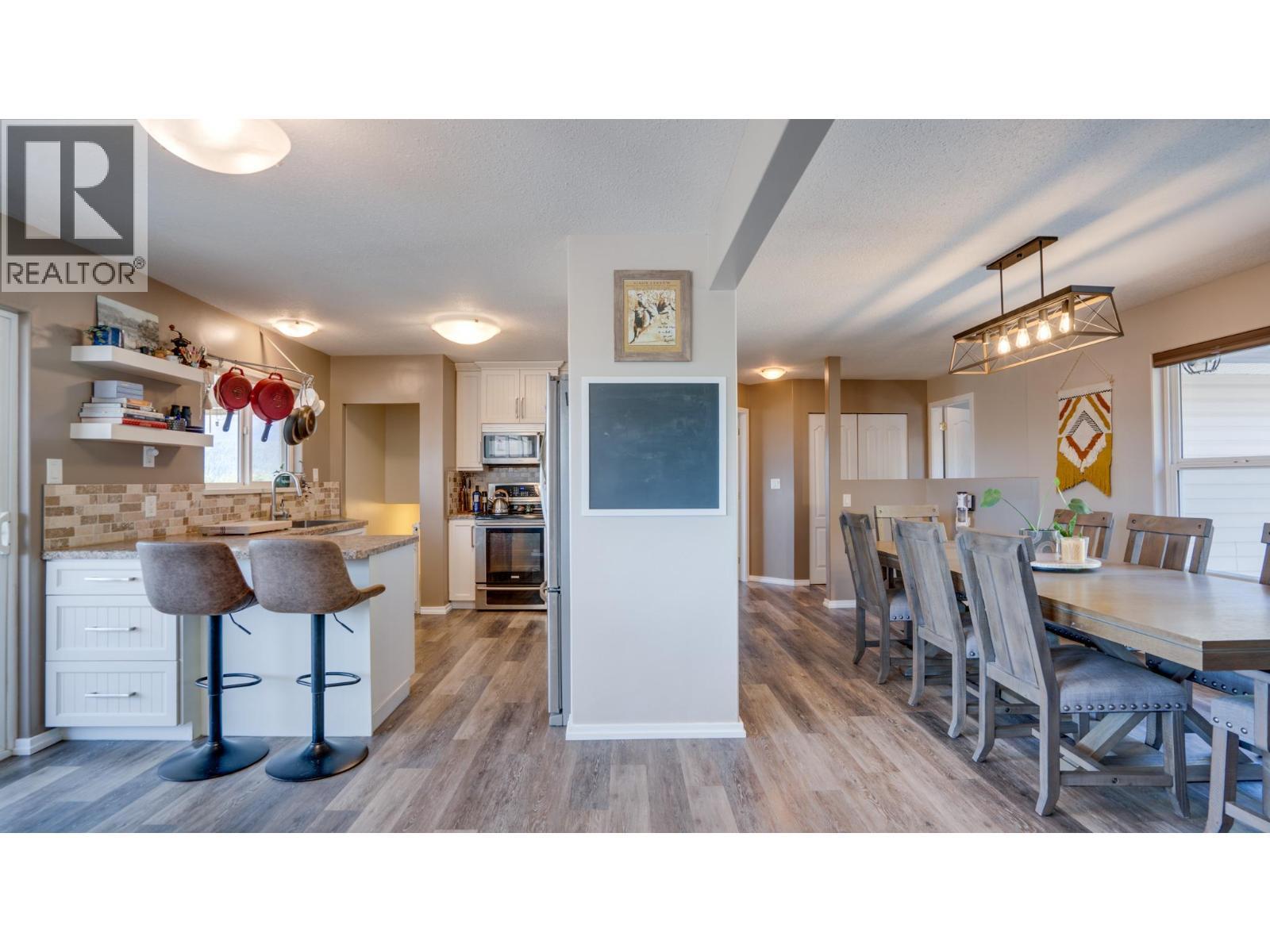 4767 Grandview Flats N Road. Armstrong, British Columbia