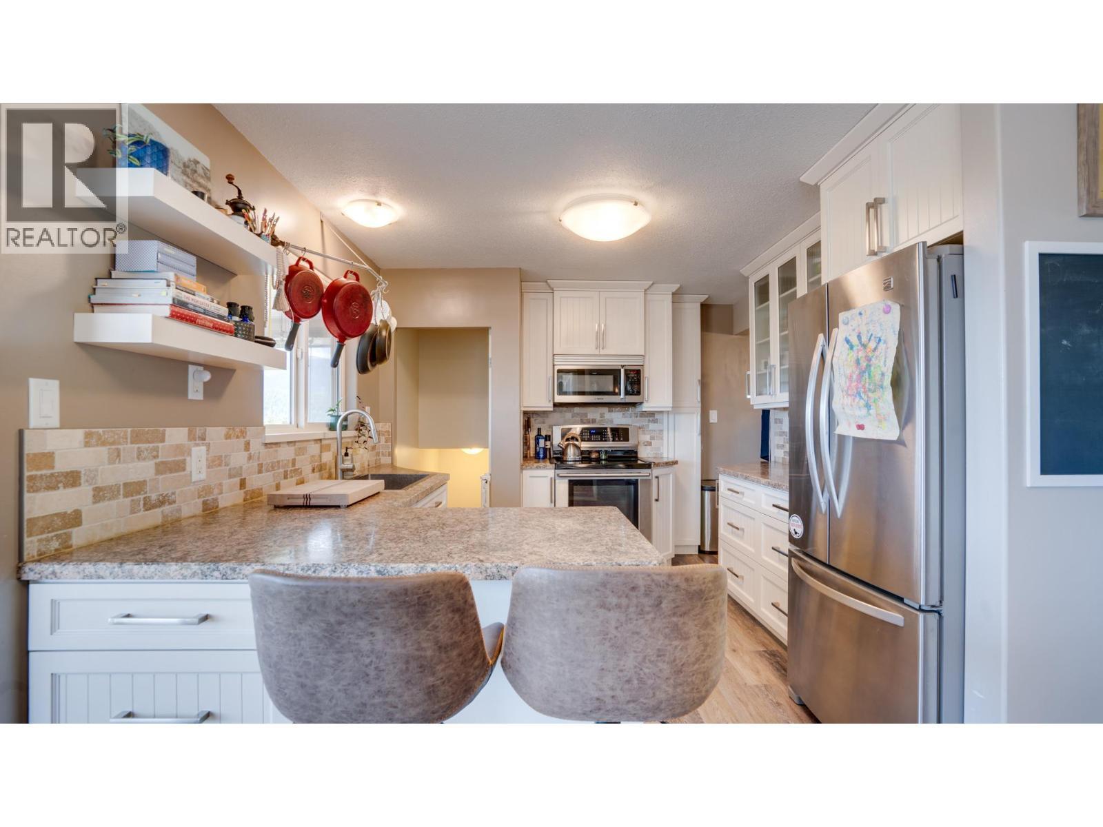 4767 Grandview Flats N Road. Armstrong, British Columbia