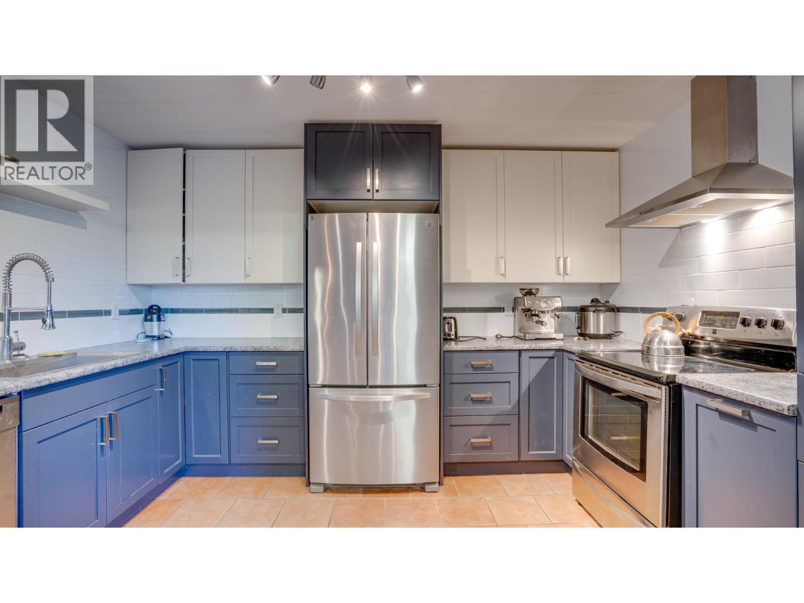 4767 Grandview Flats N Road. Armstrong, British Columbia