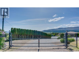 4767 Grandview Flats N Road. Armstrong, British Columbia